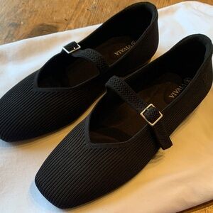 VIVAIA Margot Black Mary Jane Flats